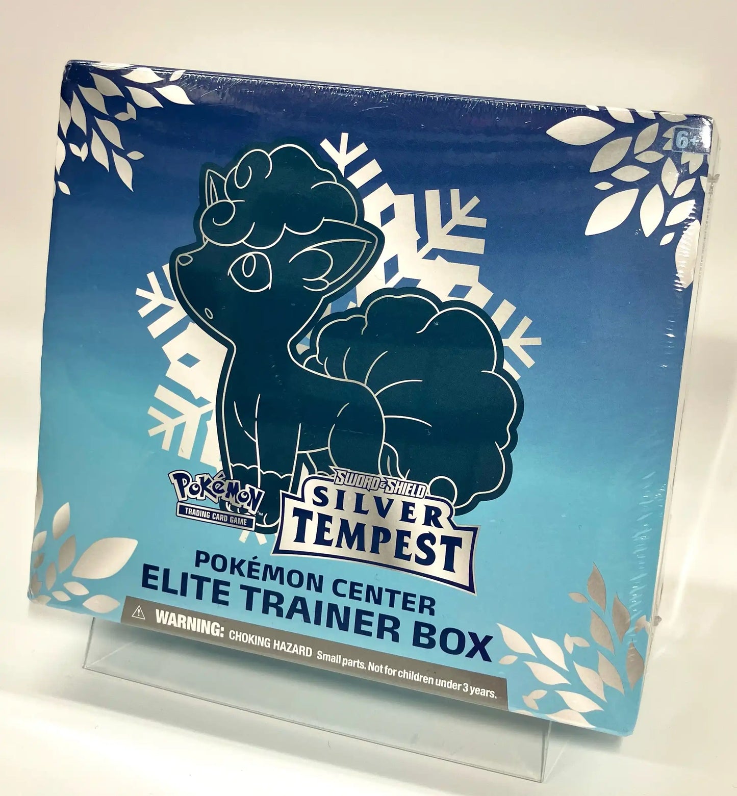 English Version: Silver Tempest Pokémon Center Elite Trainer Box