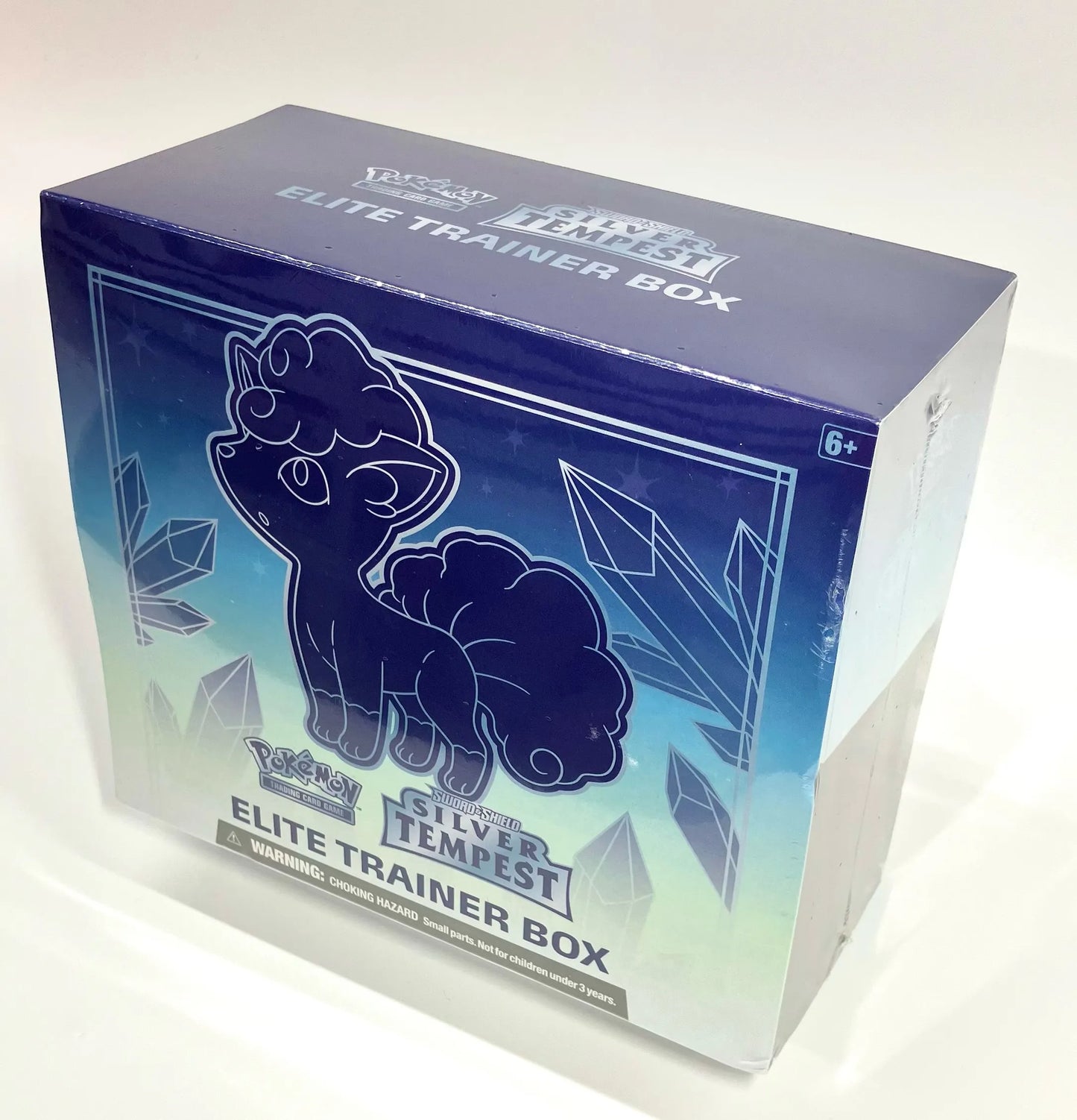 English Version: Silver Tempest Elite Trainer Box